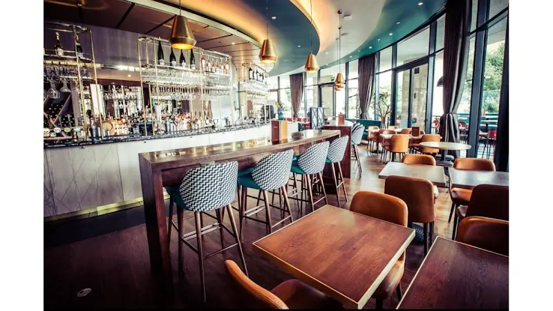 Rotunda Bar and Restaurant