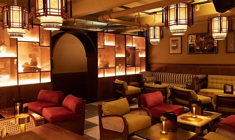 Lucy Wong | Cocktail Bar