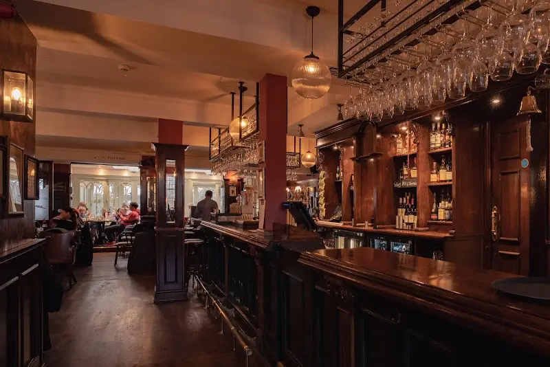 The Bell & Crown, Chiswick