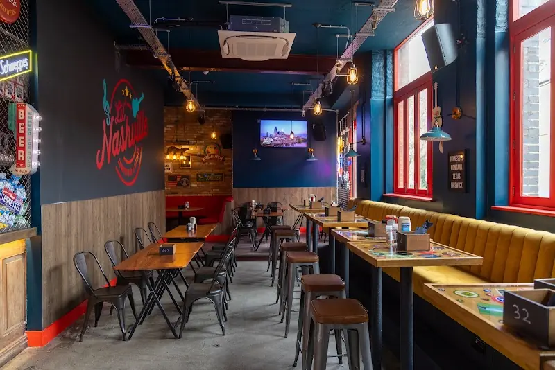 Lil' Nashville - Country Bar & Kitchen