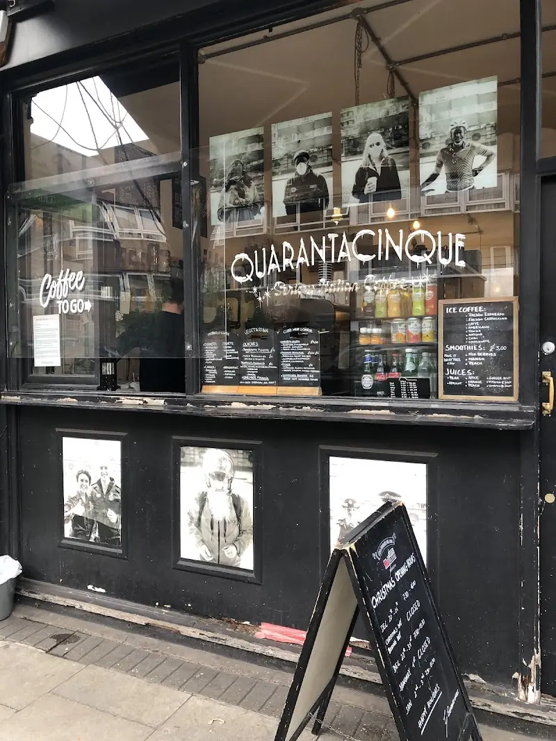 Quarantacinque Bethnal Green