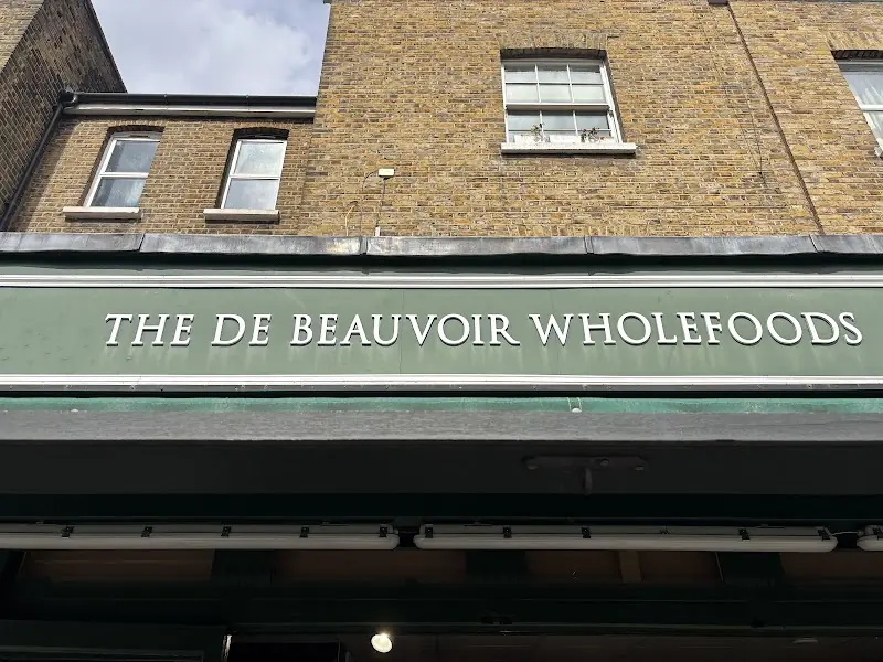 De Beauvoir Arms