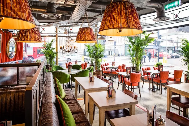 Bill's Greenwich Restaurant
