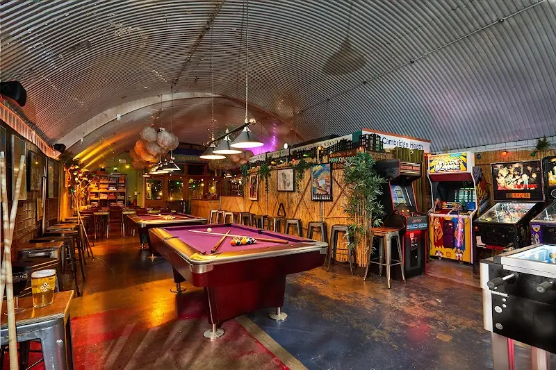 Plonk Crazy Golf - Hackney